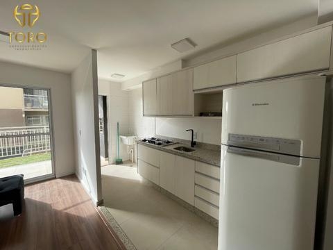 Aluga-se apartamento quitado no Edifício Royal Palace na R. Ernesto Mariucci, 366 - Jardim Aclimação, Maringá - PR.